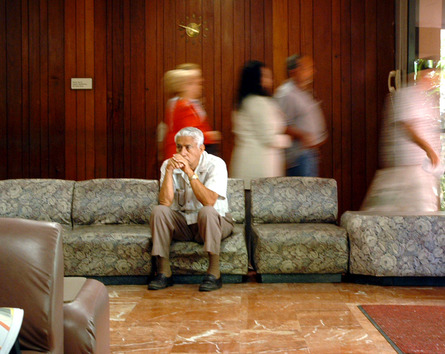 waiting-room-1486946-639x507